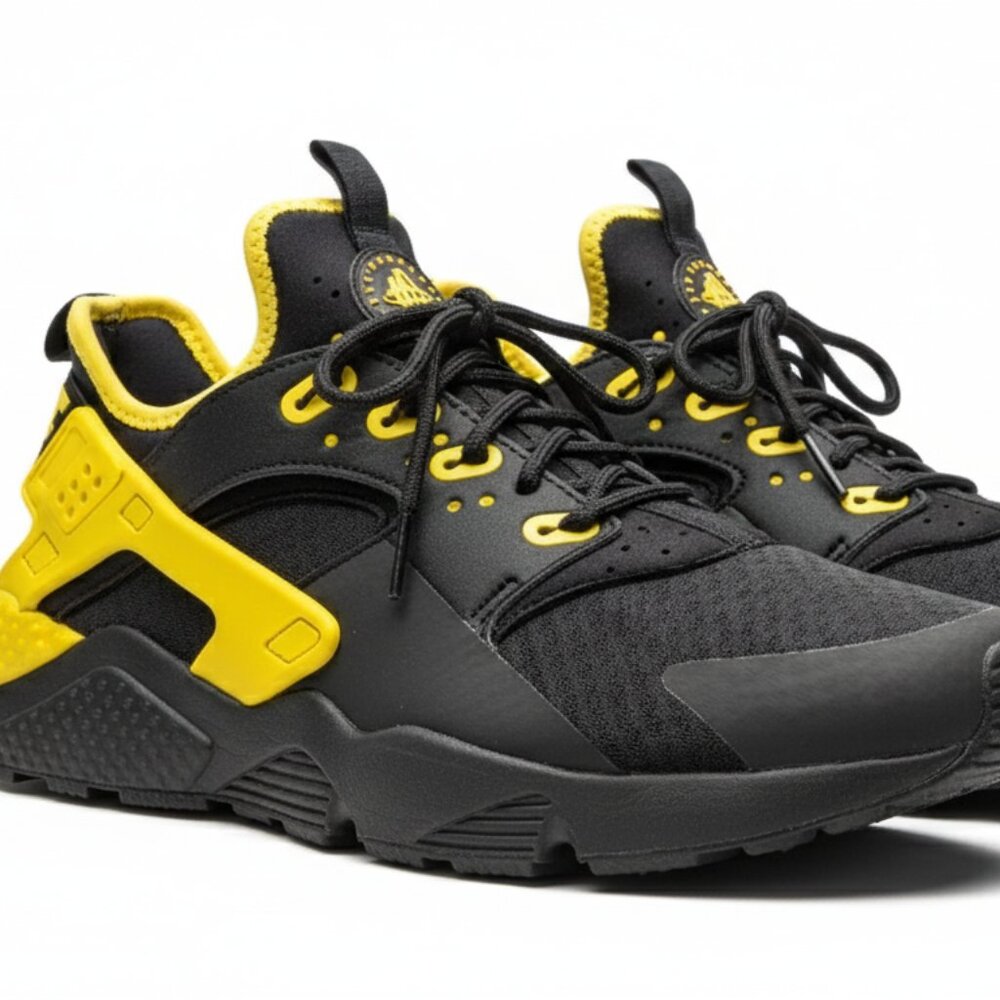 Nike Huarache Sneakers [9.5 Men's]
